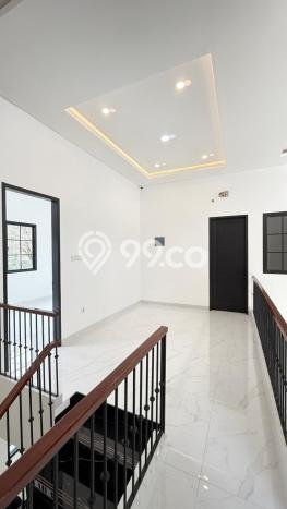 Rumah Elit LB 350m2 Siap Huni Desain Elegan di Bintaro, Tangerang Selatan Rumah Elit LB 350m2 Siap Huni Desain Elegan di Bintaro, Tangerang Selatan