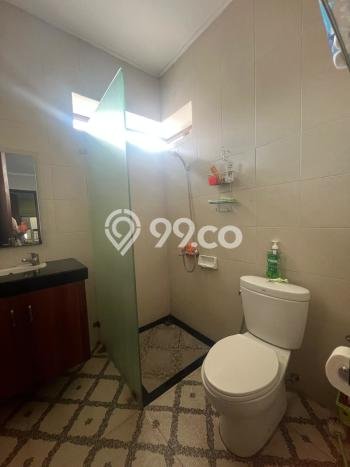 Hunian Mewah LB 156m2 Siap Huni Desain Elegan di Bintaro, Tangerang Selatan Hunian Mewah LB 156m2 Siap Huni Desain Elegan di Bintaro, Tangerang Selatan