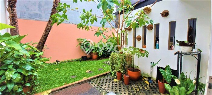 Dijual Rumah Mewah Elegan Dengan View Cantik di Bintaro, Tangerang Selatan Dijual Rumah Mewah Elegan Dengan View Cantik di Bintaro, Tangerang Selatan