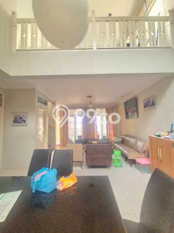Dijual Rumah Mewah Megah Dengan View Cantik di Bintaro, Tangerang Selatan Dijual Rumah Mewah Megah Dengan View Cantik di Bintaro, Tangerang Selatan