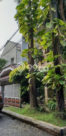 Rumah Luas Asri 4 KT Siap Huni di Bintaro Tangerang Selatan Rumah Luas Asri 4 KT Siap Huni di Bintaro Tangerang Selatan