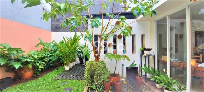 Dijual Rumah Mewah Elegan Dengan View Cantik di Bintaro, Tangerang Selatan Dijual Rumah Mewah Elegan Dengan View Cantik di Bintaro, Tangerang Selatan