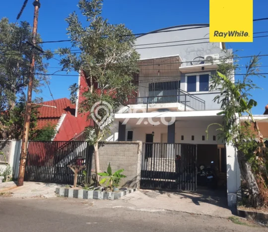 Rumah Luas Asri 3 KT Siap Huni di Margorejo Surabaya Rumah Luas Asri 3 KT Siap Huni di Margorejo Surabaya