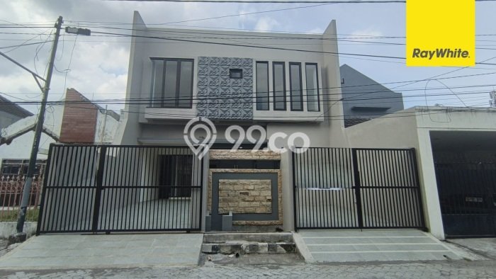 Dijual Rumah Mewah Exclusive di Tenggilis Mejoyo, Surabaya Dijual Rumah Mewah Exclusive di Tenggilis Mejoyo, Surabaya