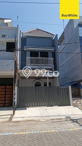 Rumah Idaman Modern! Rumah 2 Lantai area Gayungan, Surabaya, Luas 104m2m² LB 104m2m² Rumah Idaman Modern! Rumah 2 Lantai area Gayungan, Surabaya, Luas 104m2m² LB 104m2m²