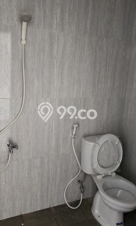 Rumah Luas Asri 5 KT Siap Pakai di Alam Sutera Tangerang Rumah Luas Asri 5 KT Siap Pakai di Alam Sutera Tangerang