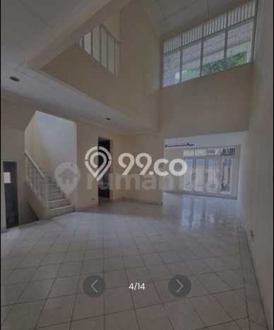 Rumah Elit Modern Tanpa Renovasi di Lippo Karawaci Tangerang Rumah Elit Modern Tanpa Renovasi di Lippo Karawaci Tangerang