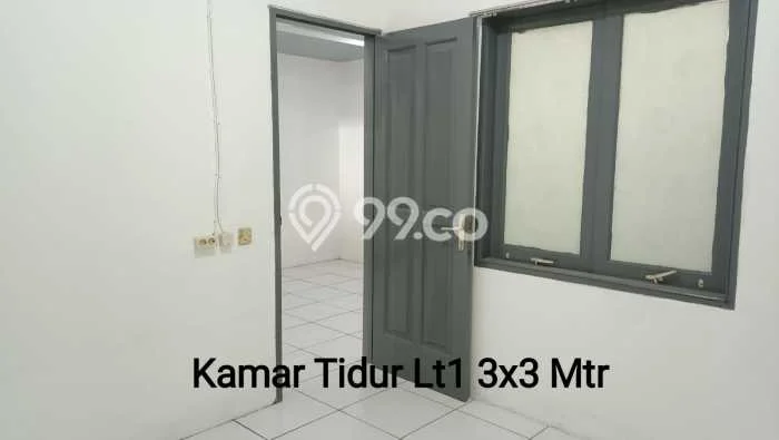 Disewakan! Rumah 3 Kamar Tidur &
1 Kamar Mandi di Semanan, Jakarta Barat Disewakan! Rumah 3 Kamar Tidur &
1 Kamar Mandi di Semanan, Jakarta Barat