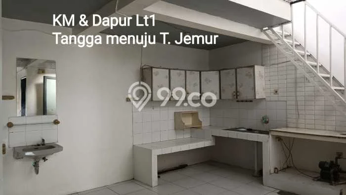 Disewakan! Rumah 3 Kamar Tidur &
1 Kamar Mandi di Semanan, Jakarta Barat Disewakan! Rumah 3 Kamar Tidur &
1 Kamar Mandi di Semanan, Jakarta Barat