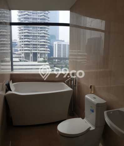 Hunian Apartemen High-Class untuk Dijual di Jakarta Selatan dengan 3 BR & 2 Kamar Mandi Hunian Apartemen High-Class untuk Dijual di Jakarta Selatan dengan 3 BR & 2 Kamar Mandi