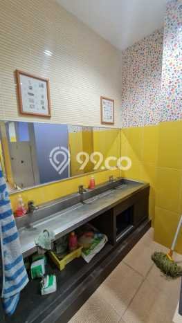 Untuk Dijual Ruko di Kemayoran Jakarta Pusat LT 345m2 / LB 345m2 Untuk Dijual Ruko di Kemayoran Jakarta Pusat LT 345m2 / LB 345m2