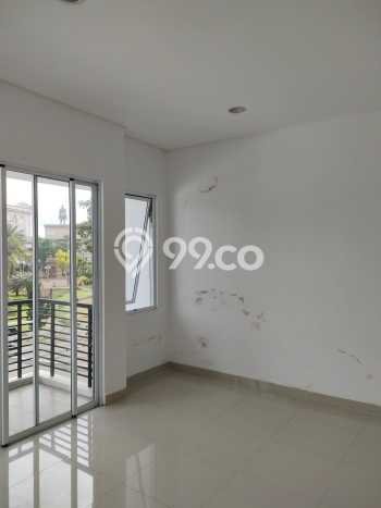 Jual Rumah Luas Elegan Dengan View Cantik di Green Lake City, Jakarta Barat Jual Rumah Luas Elegan Dengan View Cantik di Green Lake City, Jakarta Barat