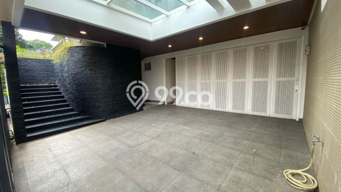 Hunian Mewah LB 1050m2 Siap Pakai Desain Elegan di Pantai Indah Kapuk, Jakarta Utara Hunian Mewah LB 1050m2 Siap Pakai Desain Elegan di Pantai Indah Kapuk, Jakarta Utara