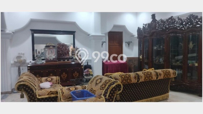 Jarang Ada! Rumah Sewa 7 Kamar Bagus Siap Huni Pluit Jarang Ada! Rumah Sewa 7 Kamar Bagus Siap Huni Pluit