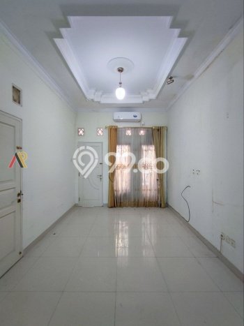 Rumah Akses Mudah di Cipayung, Jakarta Timur, Luas 270m² LB 300m² Rumah Akses Mudah di Cipayung, Jakarta Timur, Luas 270m² LB 300m²