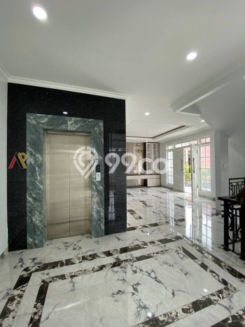 Dijual Rumah Elit Exclusive di Cilandak, Jakarta Selatan Dijual Rumah Elit Exclusive di Cilandak, Jakarta Selatan