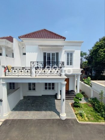 Rumah Strategis Modern Lb 140m2 di Jagakarsa, Jakarta Selatan Rumah Strategis Modern Lb 140m2 di Jagakarsa, Jakarta Selatan