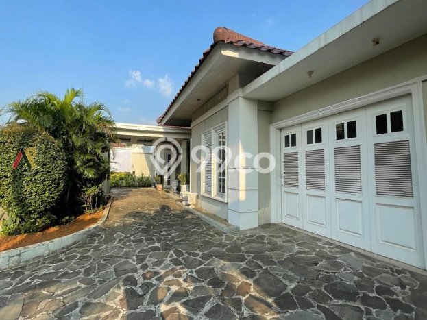 Rumah Siap Pakai di Cipayung, Jakarta Timur, LT 400m² Bangunan 580m² Rumah Siap Pakai di Cipayung, Jakarta Timur, LT 400m² Bangunan 580m²
