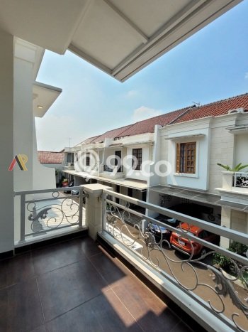Rumah di Cipayung, Jakarta Timur, LT 112m² Bangunan 197m² Rumah di Cipayung, Jakarta Timur, LT 112m² Bangunan 197m²