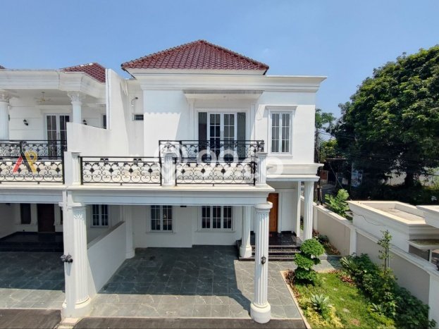 Rumah Strategis Modern Lb 140m2 di Jagakarsa, Jakarta Selatan Rumah Strategis Modern Lb 140m2 di Jagakarsa, Jakarta Selatan