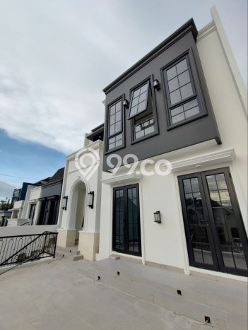 Rumah LT 360m² / LB 210m² di Lokasi Jagakarsa, Jakarta Selatan Rumah LT 360m² / LB 210m² di Lokasi Jagakarsa, Jakarta Selatan