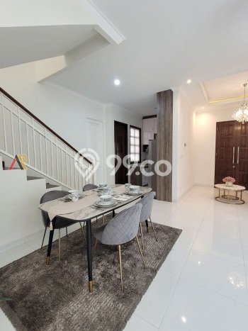Rumah di Cipayung, Jakarta Timur, LT 112m² Bangunan 197m² Rumah di Cipayung, Jakarta Timur, LT 112m² Bangunan 197m²