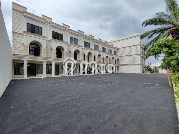 Jual Ruko di Jagakarsa, Luas 300m², Area Berkembang, Mainroad Jual Ruko di Jagakarsa, Luas 300m², Area Berkembang, Mainroad