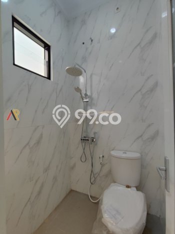 Dijual Rumah Strategis Bagus Punya 4 KT di Jagakarsa Jakarta Selatan SHM Dijual Rumah Strategis Bagus Punya 4 KT di Jagakarsa Jakarta Selatan SHM