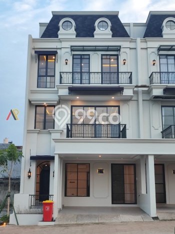 Siap Huni Hunian Elit 5 Kamar di Jagakarsa Dekat ke Mana Saja Siap Huni Hunian Elit 5 Kamar di Jagakarsa Dekat ke Mana Saja