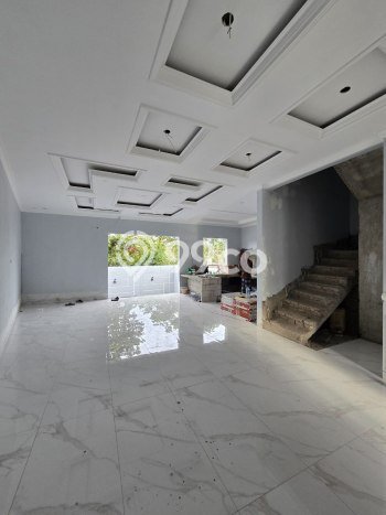 Hunian Mewah Dijual LT 197m2 di Jagakarsa, Jakarta Selatan Hunian Mewah Dijual LT 197m2 di Jagakarsa, Jakarta Selatan