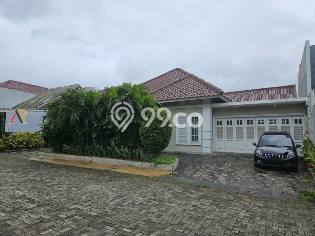 Rumah Siap Pakai di Cipayung, Jakarta Timur, LT 400m² Bangunan 580m² Rumah Siap Pakai di Cipayung, Jakarta Timur, LT 400m² Bangunan 580m²