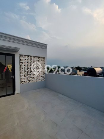 Hunian Mewah Siap Huni LT 116m2 di Jagakarsa, Jakarta Selatan Hunian Mewah Siap Huni LT 116m2 di Jagakarsa, Jakarta Selatan