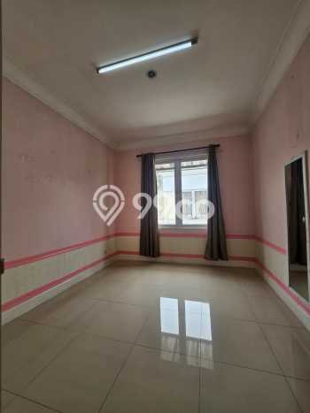 Rumah sewa siap huni 4 Kamar Tidur di Modernland, Tangerang Rumah sewa siap huni 4 Kamar Tidur di Modernland, Tangerang