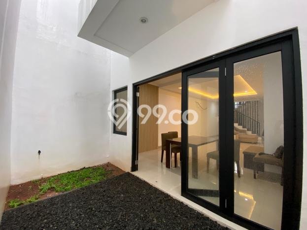 Hunian Cantik Minimalis Lb 234m2 di Ciputat, Tangerang Selatan Hunian Cantik Minimalis Lb 234m2 di Ciputat, Tangerang Selatan