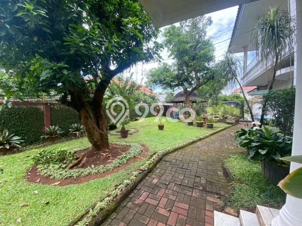 For Sale! Luxury House LT 2492m2 Desain Elegan di Ragunan For Sale! Luxury House LT 2492m2 Desain Elegan di Ragunan