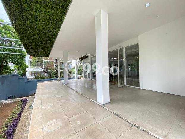 For Sale! Luxury House LT 400m2 Desain Modern di Pondok Indah For Sale! Luxury House LT 400m2 Desain Modern di Pondok Indah