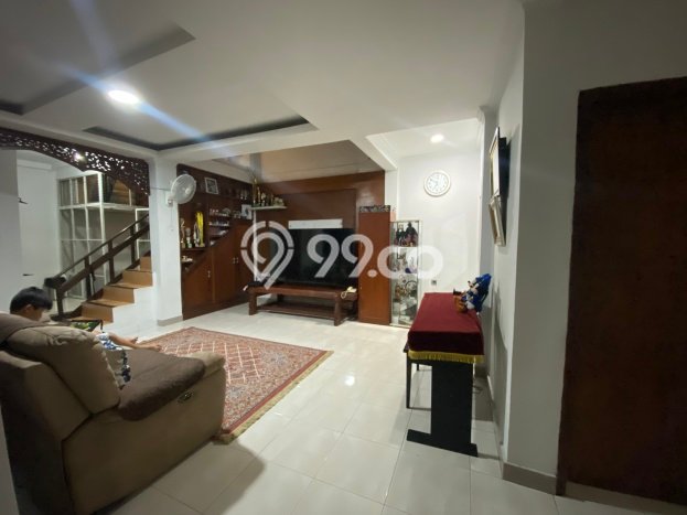 Dijual Rumah Premium dengan Fasilitas Sekitar Lengkap di Cinere, Depok Dijual Rumah Premium dengan Fasilitas Sekitar Lengkap di Cinere, Depok