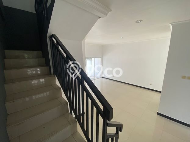 Rumah Area Strategis kawasan Limo, Depok, LT 120m² Bangunan 112m² Rumah Area Strategis kawasan Limo, Depok, LT 120m² Bangunan 112m²