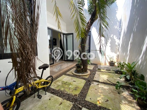 Dijual Rumah Premium dengan Fasilitas Sekitar Lengkap di Cinere, Depok Dijual Rumah Premium dengan Fasilitas Sekitar Lengkap di Cinere, Depok