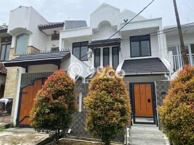 Rumah Strategis Minimalis Lb 159m2 di Cinere, Depok Rumah Strategis Minimalis Lb 159m2 di Cinere, Depok