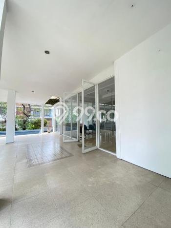 For Sale! Luxury House LT 400m2 Desain Modern di Pondok Indah For Sale! Luxury House LT 400m2 Desain Modern di Pondok Indah