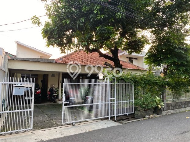 Rumah Elit Modern Tanpa Renovasi di Cipete Jakarta Selatan Rumah Elit Modern Tanpa Renovasi di Cipete Jakarta Selatan