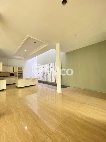 For Sale! Luxury House LT 400m2 Desain Modern di Pondok Indah For Sale! Luxury House LT 400m2 Desain Modern di Pondok Indah