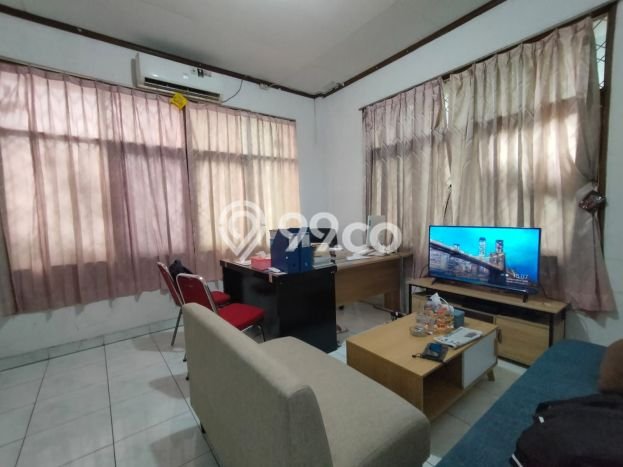Hunian Mewah Siap Huni LT 500m2 di Beji, Depok Hunian Mewah Siap Huni LT 500m2 di Beji, Depok