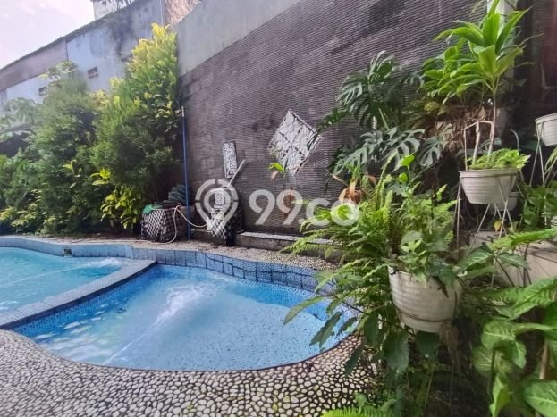 Rumah Mewah Siap Huni LT 481m2 di Limo, Depok Rumah Mewah Siap Huni LT 481m2 di Limo, Depok