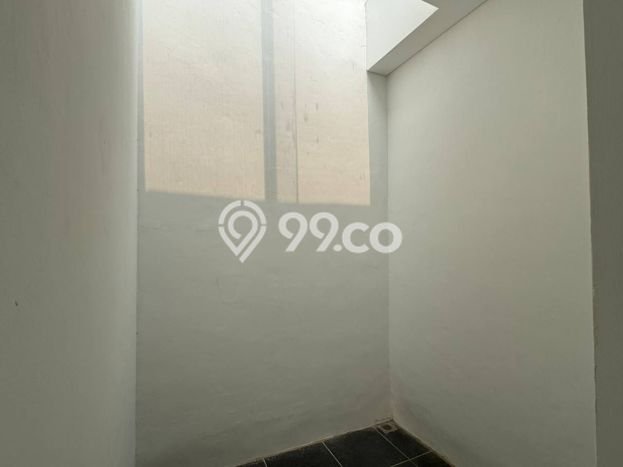 For Sale Rumah 3 Kamar Lokasi Strategis Nyaman dan Strategis di Cinere For Sale Rumah 3 Kamar Lokasi Strategis Nyaman dan Strategis di Cinere