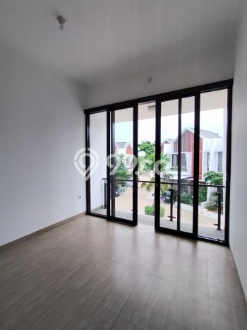 Dijual Cepat Rumah Bagus Siap Huni LB 105m2 di Cinere, Depok Dijual Cepat Rumah Bagus Siap Huni LB 105m2 di Cinere, Depok