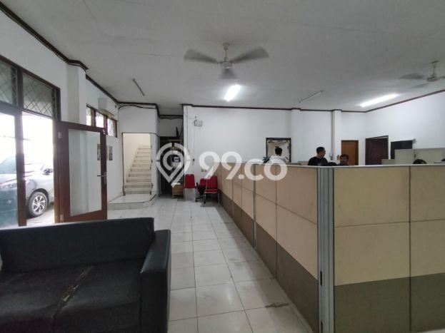 Hunian Mewah Siap Huni LT 500m2 di Beji, Depok Hunian Mewah Siap Huni LT 500m2 di Beji, Depok