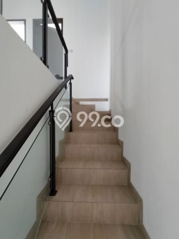 Dijual Cepat Rumah Bagus Siap Huni LB 105m2 di Cinere, Depok Dijual Cepat Rumah Bagus Siap Huni LB 105m2 di Cinere, Depok