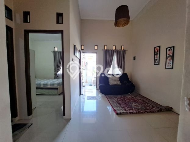 Jual Rumah Strategis Bagus Punya 2 KT di Sawangan Depok SHM Jual Rumah Strategis Bagus Punya 2 KT di Sawangan Depok SHM